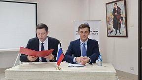 О ПРЕСС-БРИФИНГЕ ПОСОЛЬСТВА РОССИИ В ЛАОСЕ ПО СИТУАЦИИ НА УКРАИНЕ О ПРЕСС-БРИФИНГЕ ПОСОЛЬСТВА РОССИИ В ЛАОСЕ ПО СИТУАЦИИ НА УКРАИНЕ